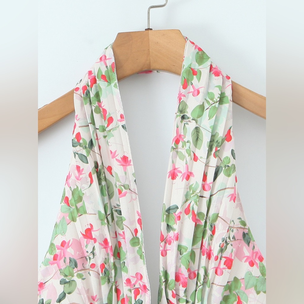 NWT Romantic Floral Halter Mini Dress - Sleeveless Ruffle Skater Look S-L - Picture 5 of 12